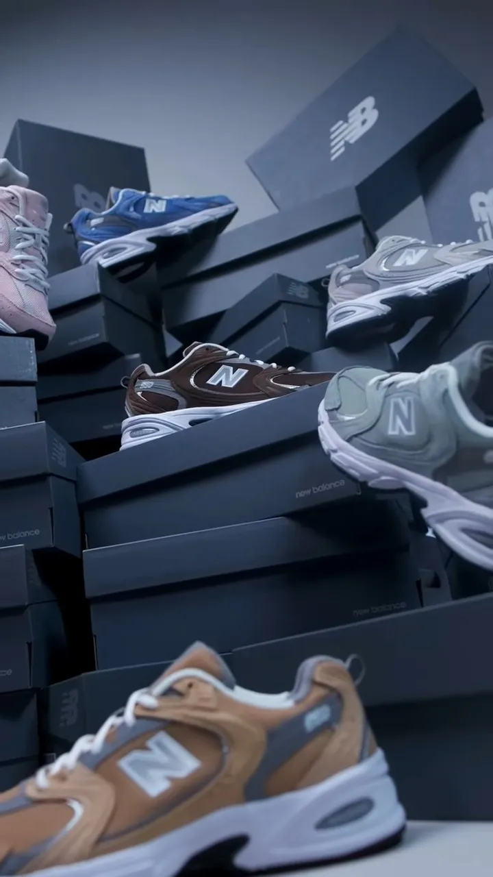 Product feature reel